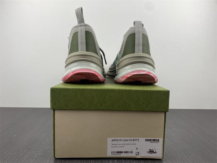 G*u*i* sneaker 126