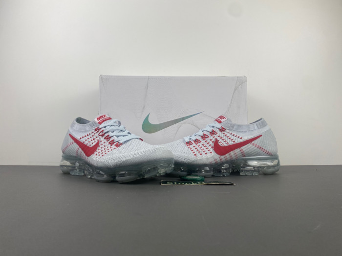 NIKE AIR VAPORMAX 