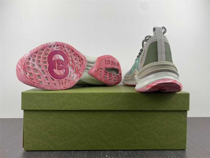 G*u*i* sneaker 126