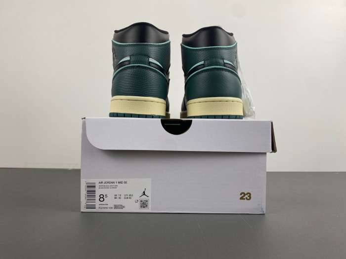Air Jordan 1 Mid 