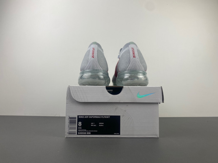 NIKE AIR VAPORMAX 