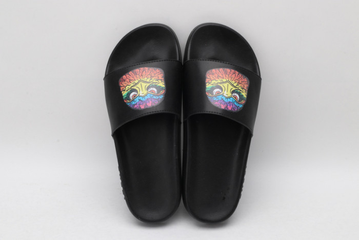G*u*i* sandal57