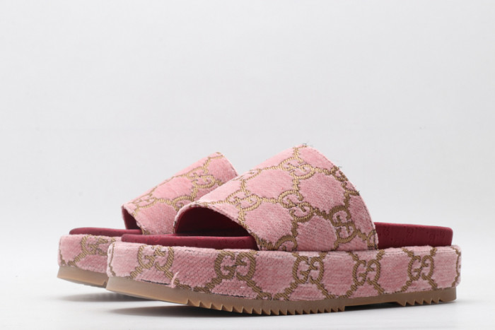 G*u*i* sandal83