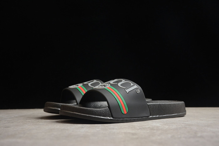 G*u*i* sandal 122