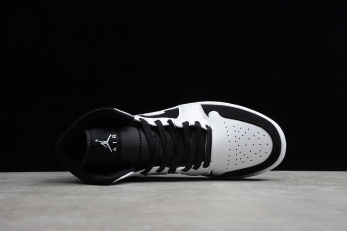 Air Jordan 1 Retro Mid 