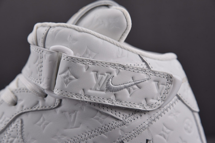 l**is V*t*n x air force 1 high 