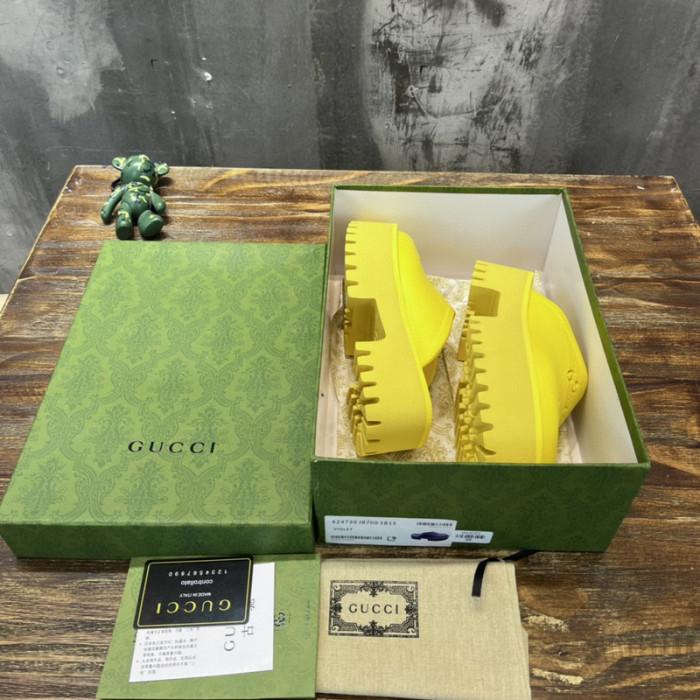 G*u*i* sandal 146