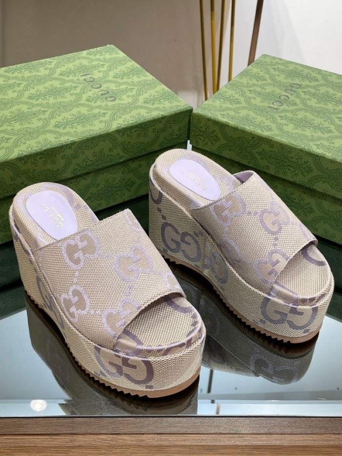 G*u*i* sandal 160