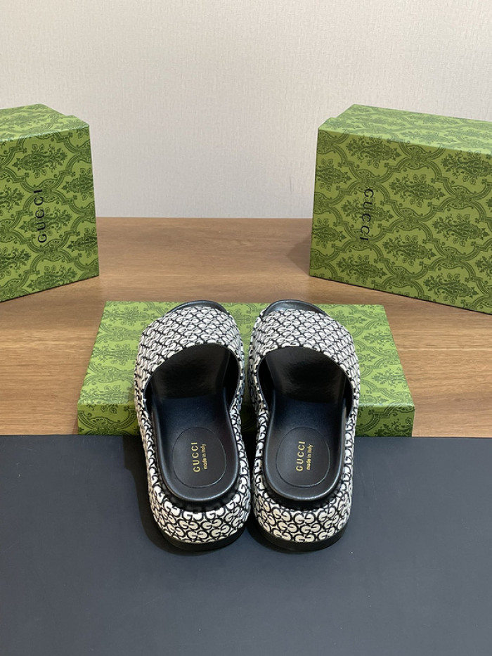 G*u*i* sandal 180