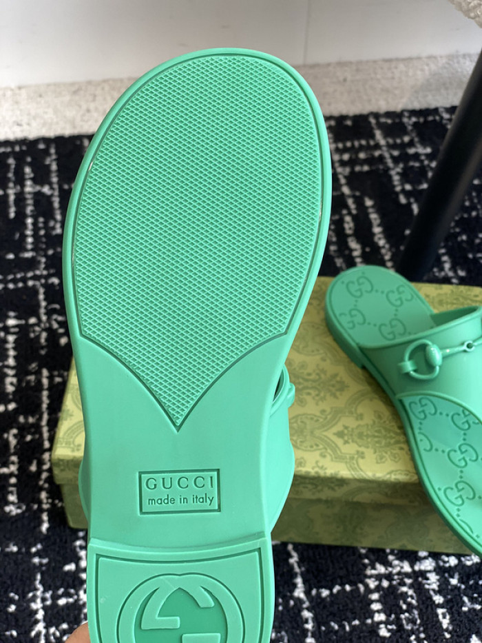 G*u*i* sandal 197