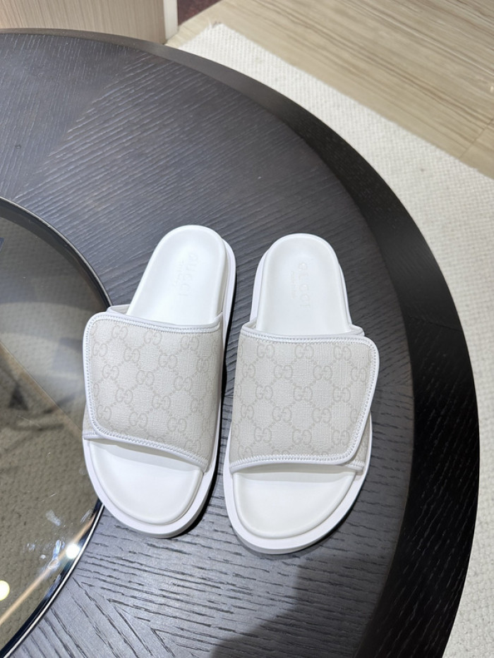 G*u*i* sandal 136