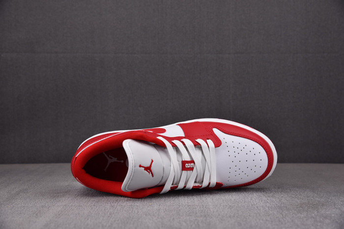 Air Jordan 1 Low GS 