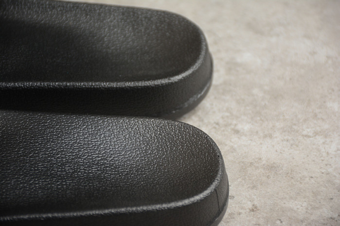G*u*i* sandal 122
