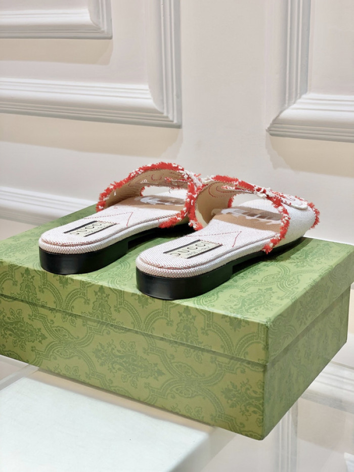 G*u*i* sandal 205