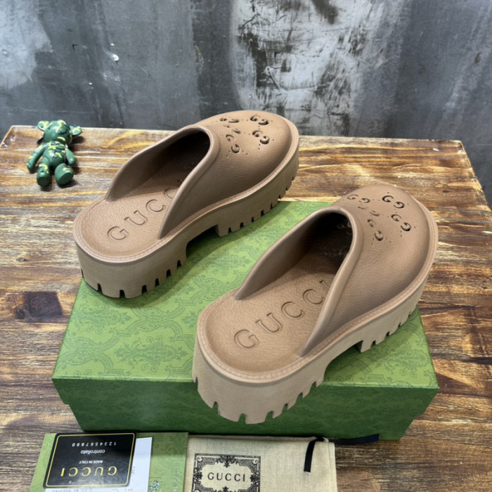 G*u*i* sandal 142