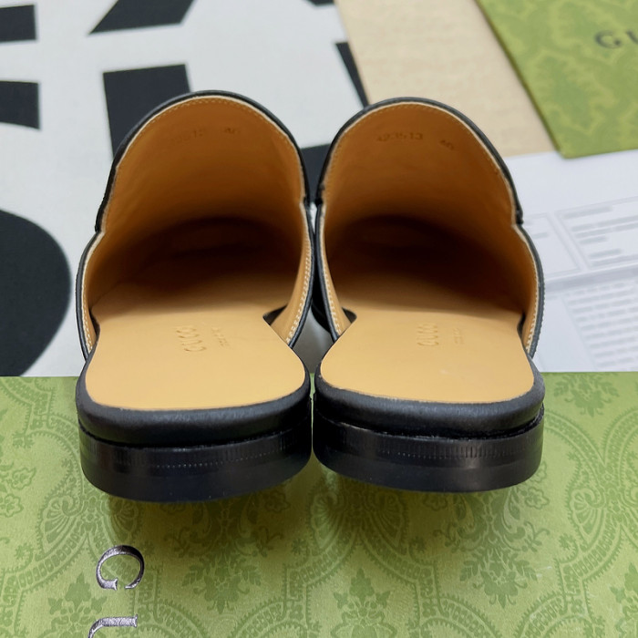 G*u*i* sandal 105