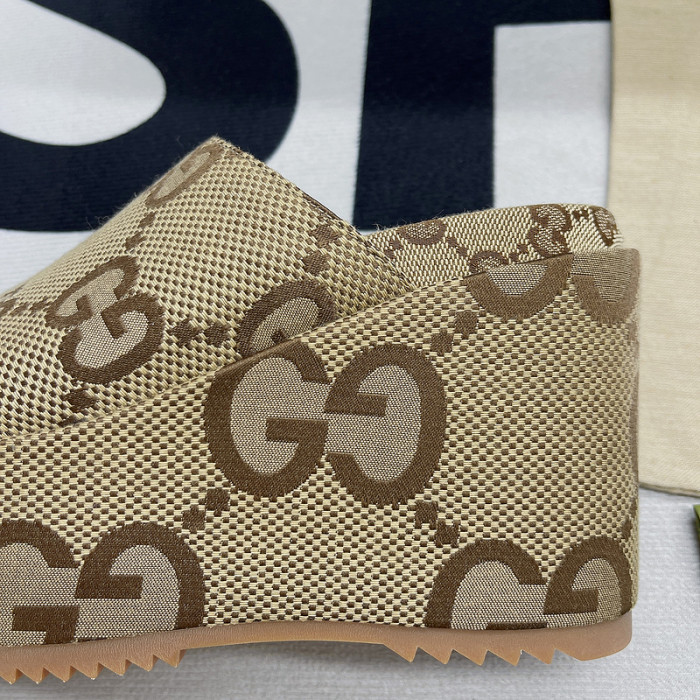 G*u*i* sandal 111
