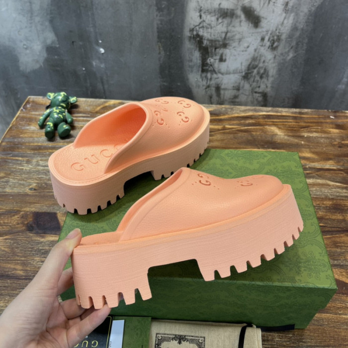 G*u*i* sandal 147
