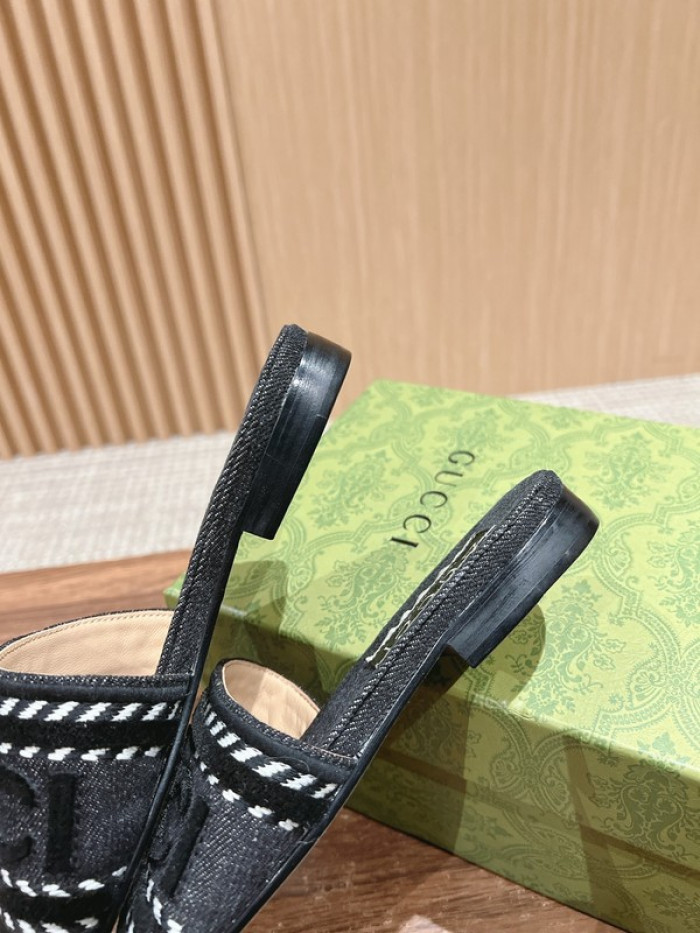 G*u*i* sandal 201
