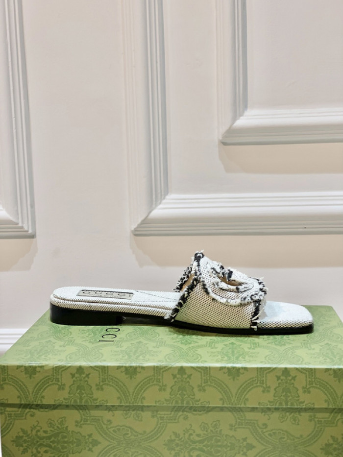 G*u*i* sandal 202