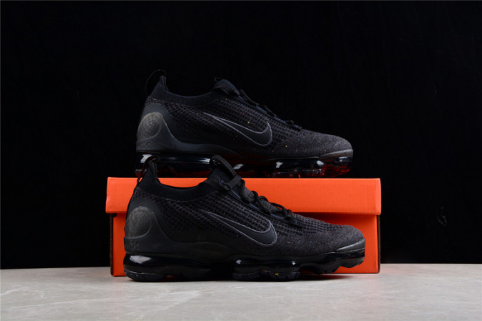 AIR VAPORMAX 2021 FLYKNIT 