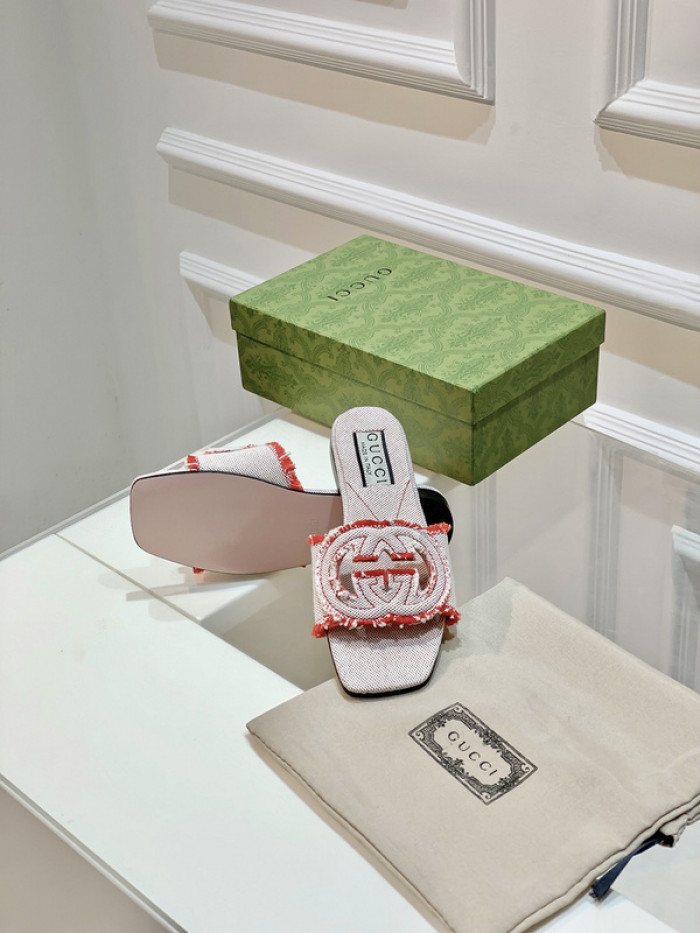 G*u*i* sandal 205