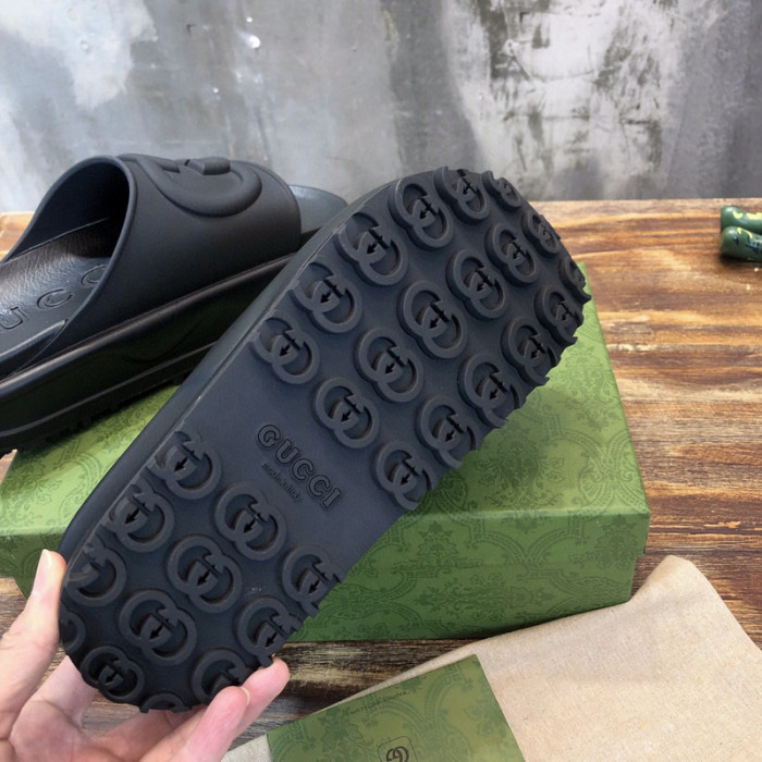 G*u*i* sandal 139