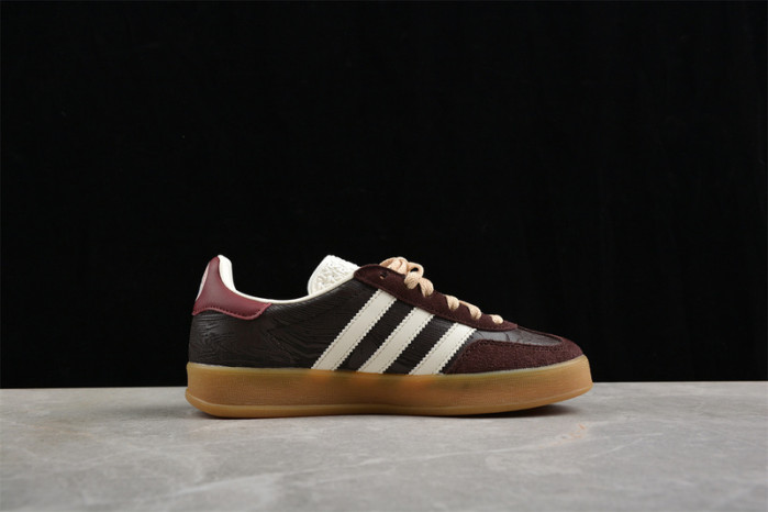 The Blue Trio x Gazelle Indoor