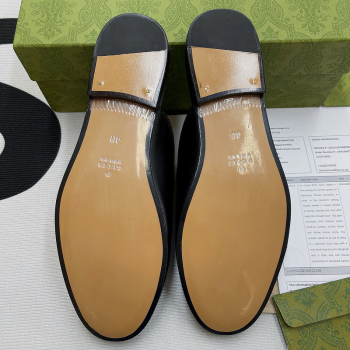 G*u*i* sandal 105