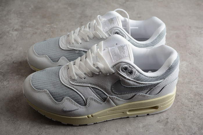 NIKE PATTA X AIR MAX 1 