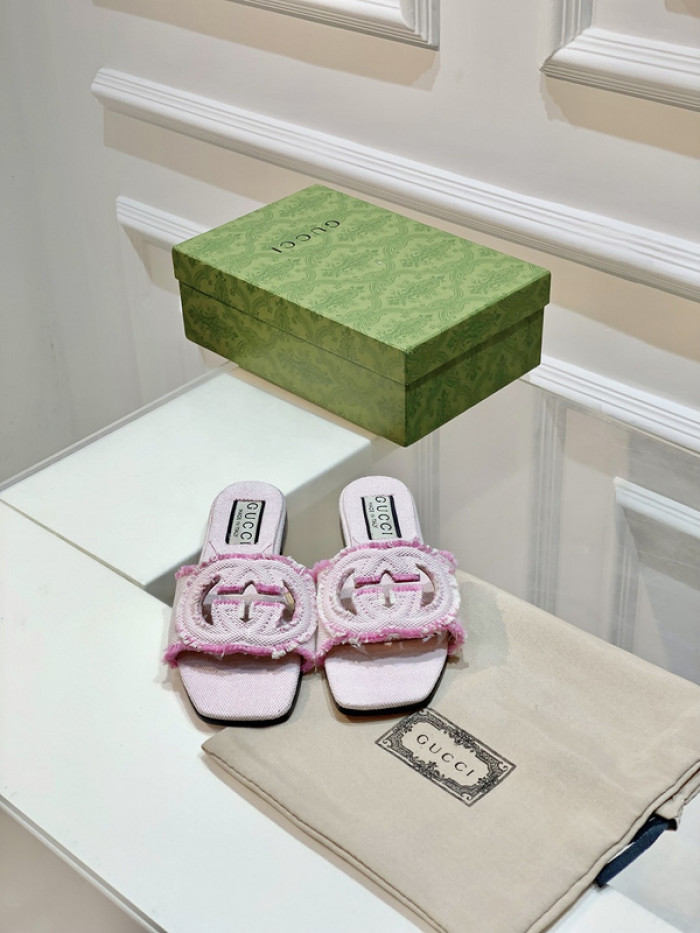 G*u*i* sandal 207