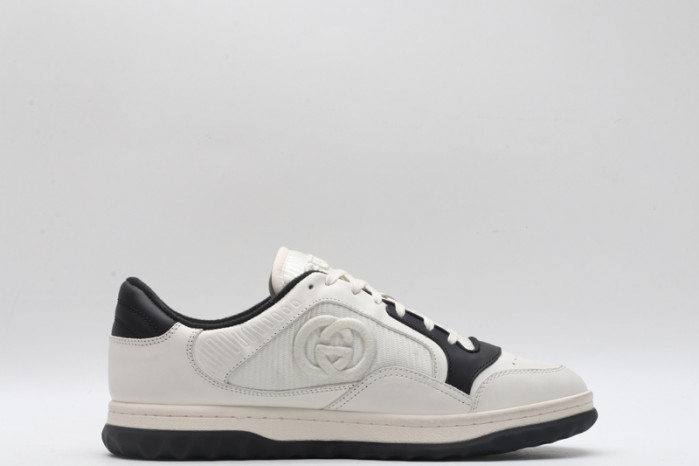 G*u*i* sneaker