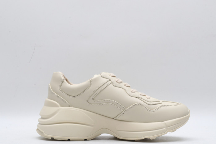 G*u*i* trainer sneaker108
