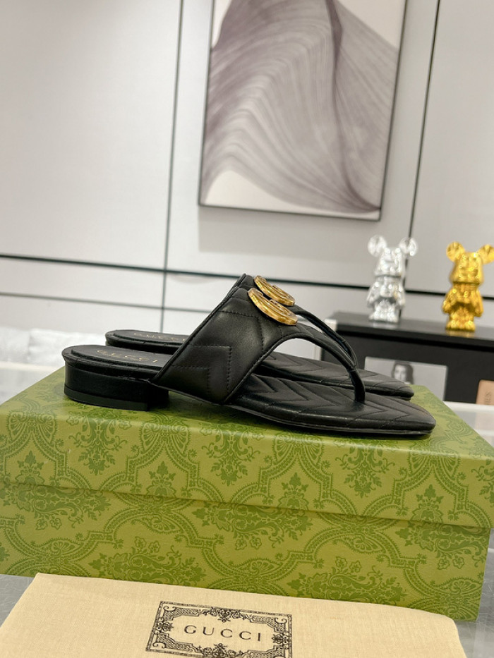 G*u*i* sandal 186