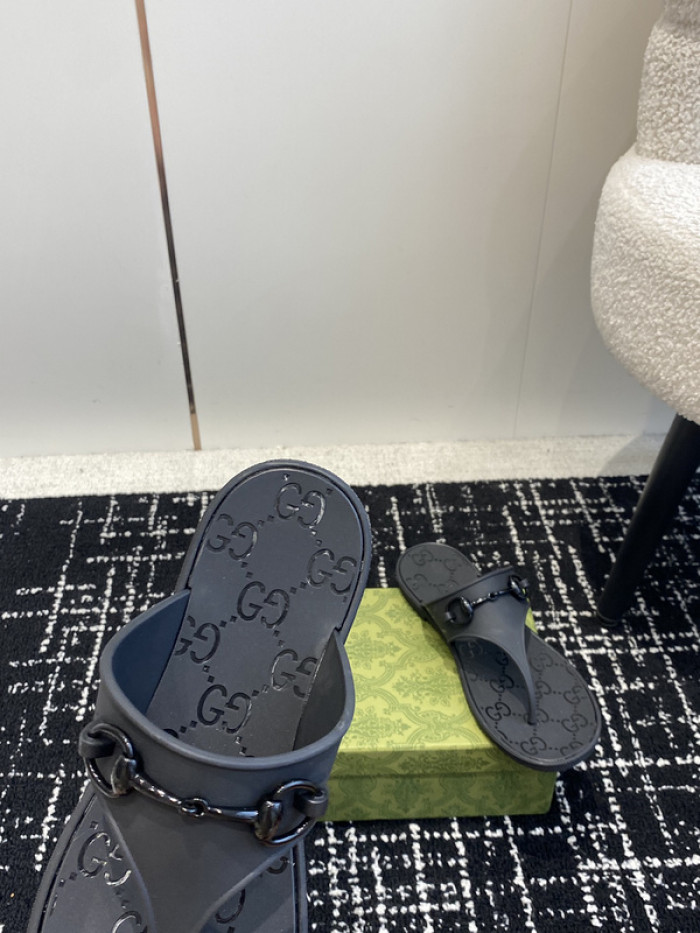 G*u*i* sandal 192