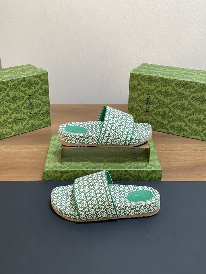 G*u*i* sandal 182