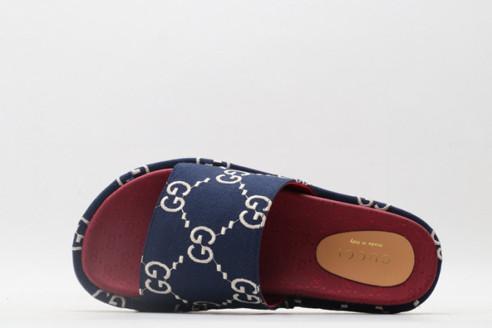 G*u*i* sandal79