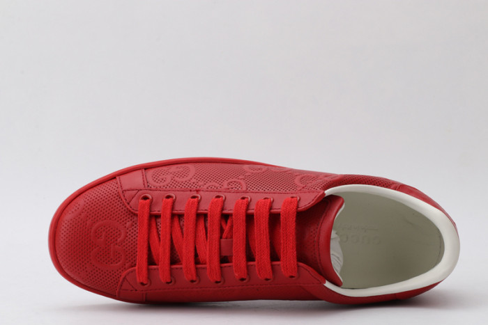 G*u*i* trainer sneaker72