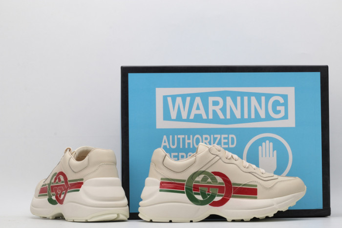 G*u*i* trainer sneaker7