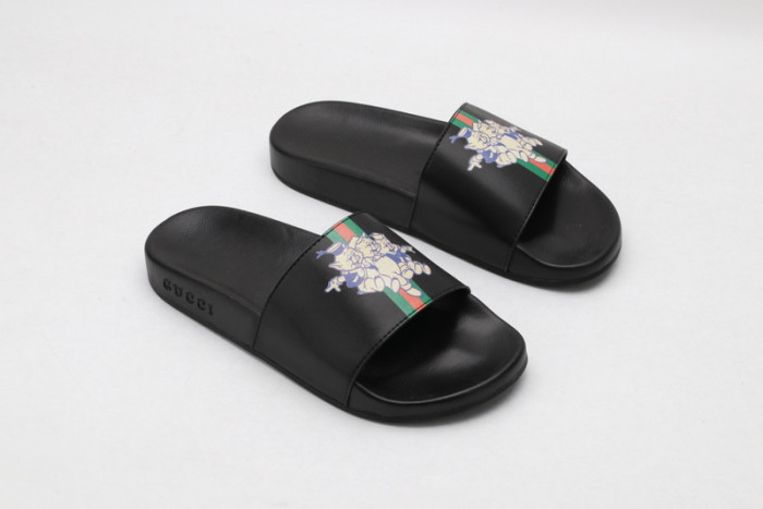 G*u*i* sandal45