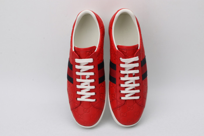 G*u*i* trainer sneaker65