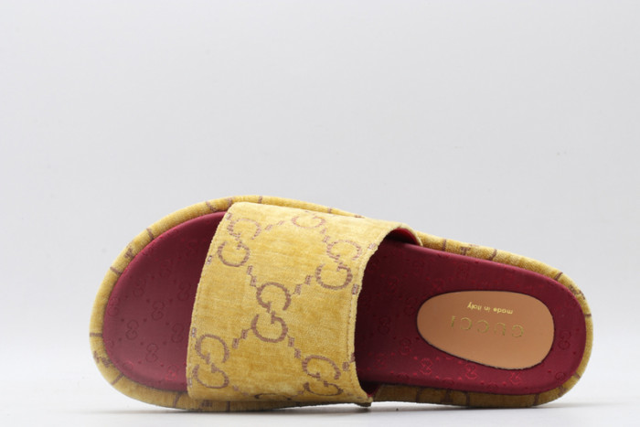 G*u*i* sandal69