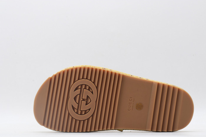 G*u*i* sandal69