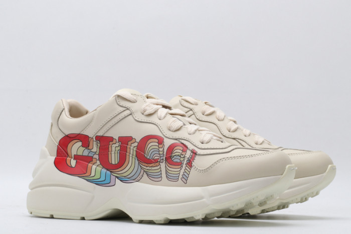 G*u*i* trainer sneaker10