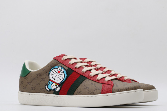 G*u*i* trainer sneaker64